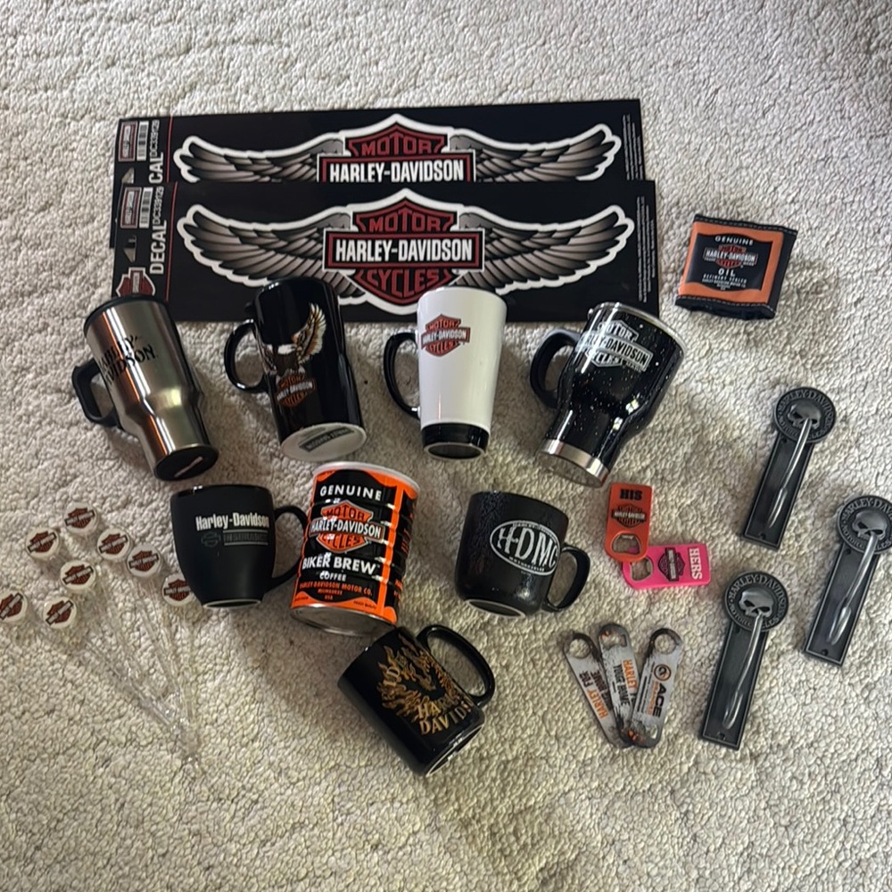 Harley-Davidson Black and Silver Party Set